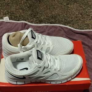 Nike White  Men Size 8 Women S 9.5 Mesh Running Shoes